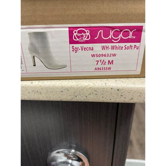 Sugar White Pointed Toe Ankle Boots Heel Shoes NEW Size 7.5 - Picture 7 of 7